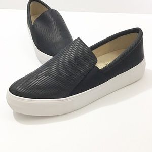 vince camuto kanesya platform sneaker